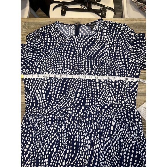MAGGY LONDON Navy White Dot Print Cuff Sleeve Midi Dress. Size 16W. NWT. 7 - Picture 10 of 11